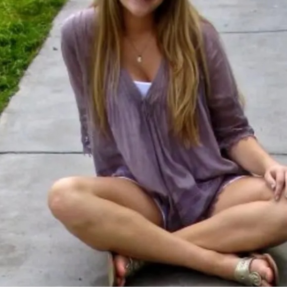 Lavender Boho Flowy Top w/ Lace Detail - Picture 5 of 5